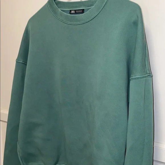 Zara Small Green Crewneck Sweater with Oversized Fit - Picture 12 of 14